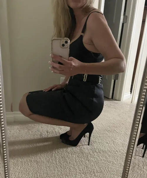 Thumbnail Seductive Gaze: Exploring Desires with a Blonde | By legally_mel