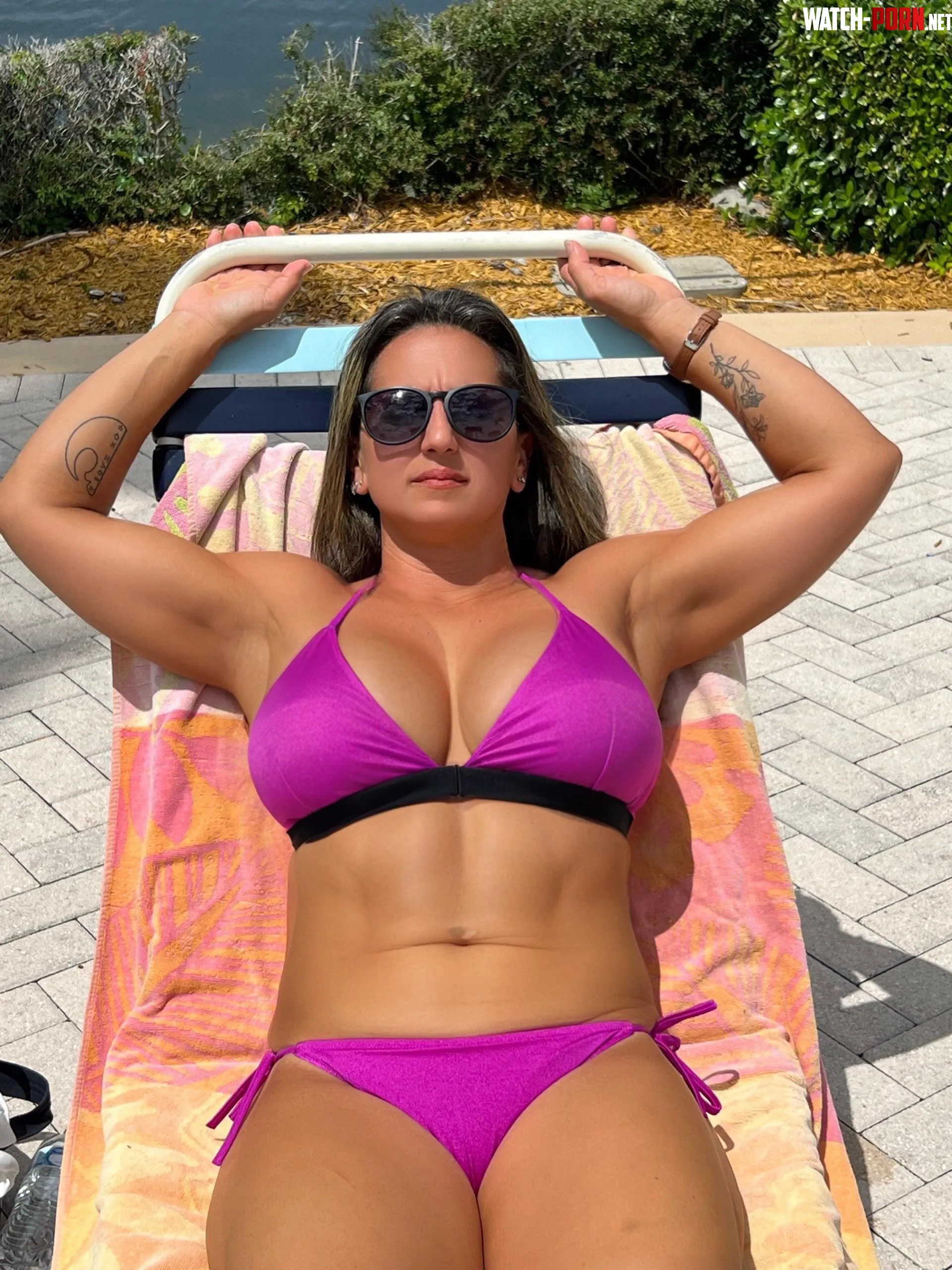 Sunshine vibes needs a cub to rub  on oil sfloridasexytink56 by Sexitink56