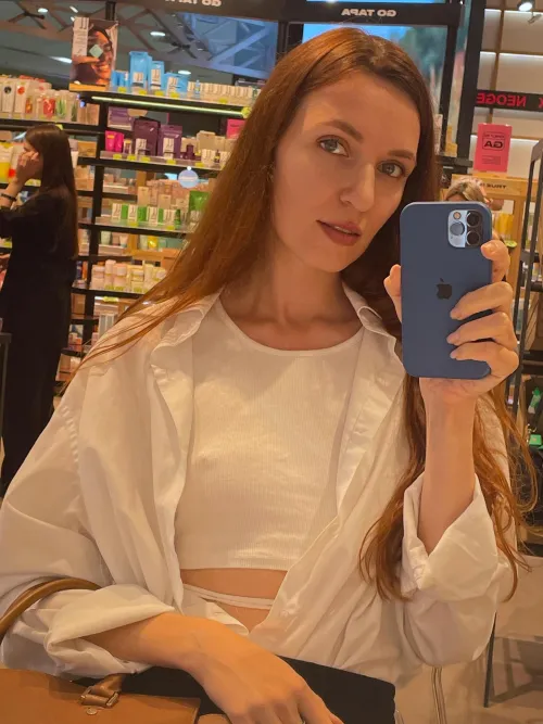 Thumbnail LizaSalome's Public Pokie Moment: One Little Slip!