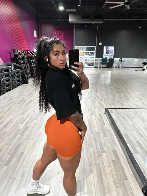 Thumbnail Train Insane or Remain the Same by buffbambii in ThickFit Category