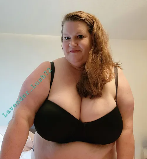 Thumbnail Lavender_Lush72 Showcases Classic BBB - Big Black Bra at 52