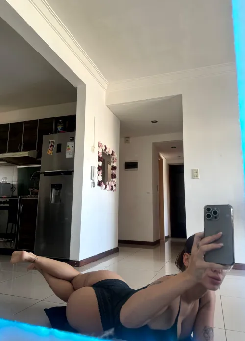 Thumbnail Fantasies Unveiled: WiLDDenzell's Foot Worship Dreams