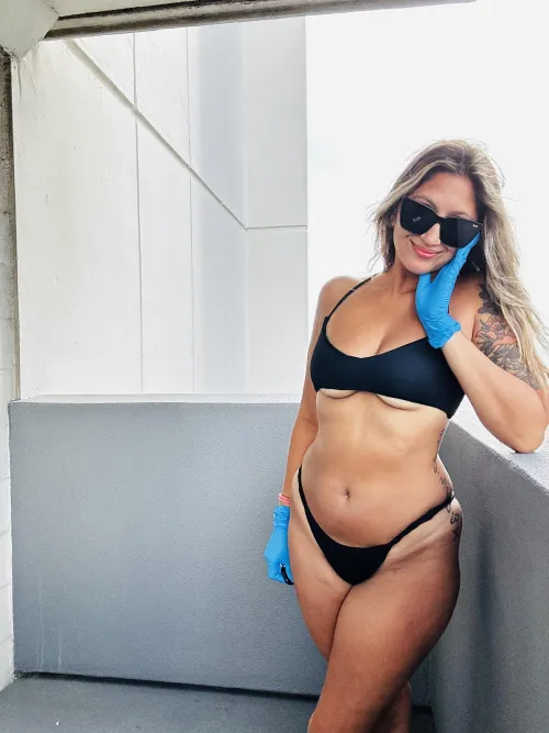 Thumbnail Hey Baby! Dive into 'Lunarose9292's Bikini Body