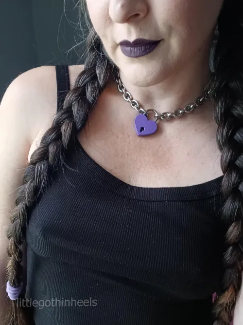 Thumbnail Braids and Braless: A Bold Statement | littlegothinheels