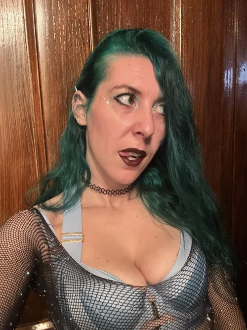 Thumbnail Sirenskiss3's Captivating Fishnet Naturals in homegrowntits