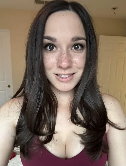 Thumbnail AlanaAraya's Freckled Wonderland: Daily Discoveries Await