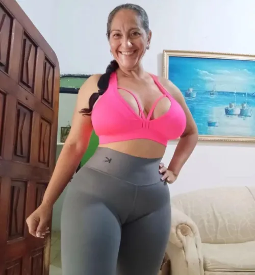Thumbnail Fit and Fabulous: ManyFlavors' Lifestyle