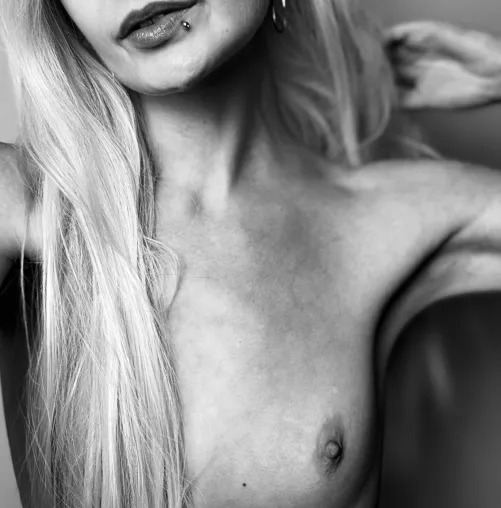 Thumbnail Contrasting Beauty: Black and White - LanaPeaches__