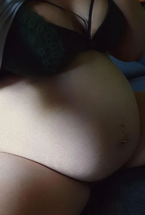 Thumbnail angry_chick69's Excitement: '26 Weeks Pregnant Tomorrow'
