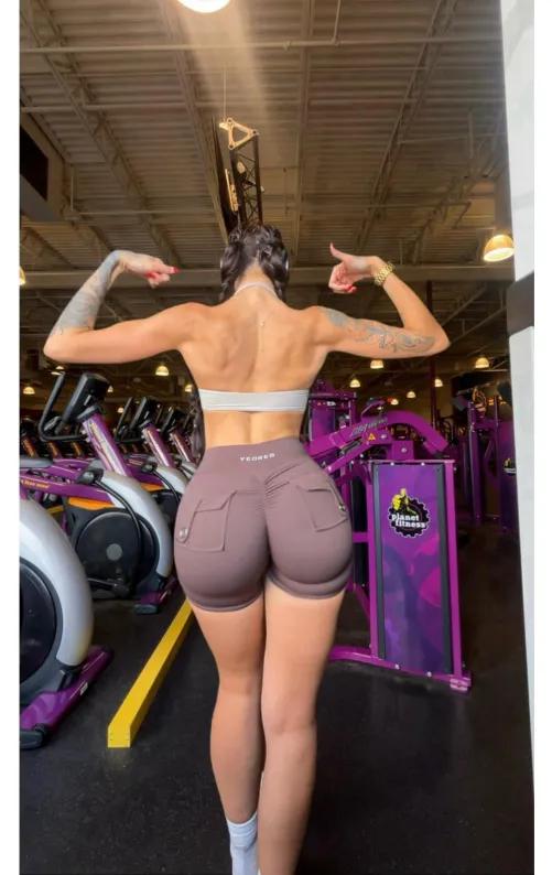 Thumbnail Celebrating Progress in ThickFit: HotWetHailey's Journey