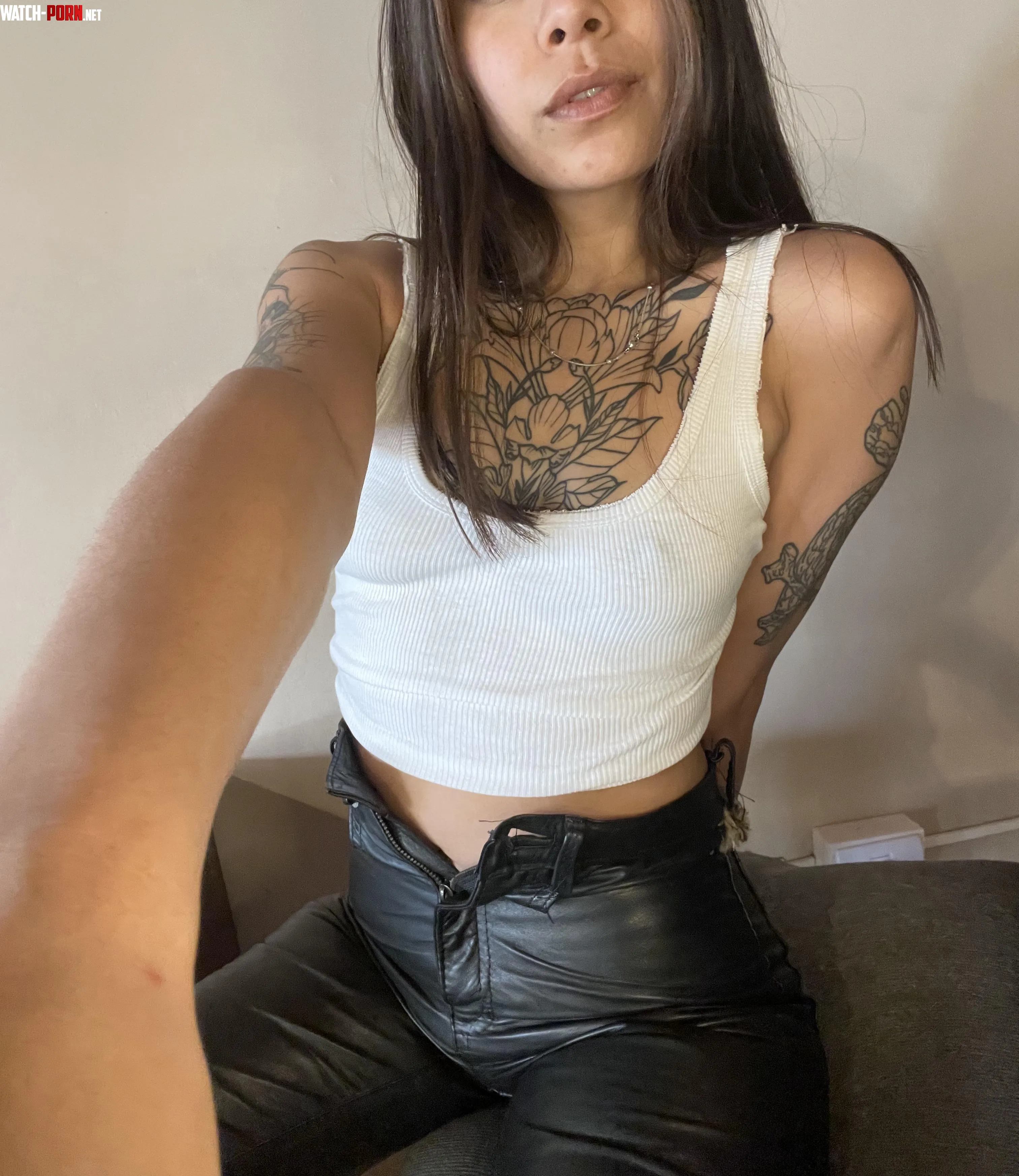 Real leather always looks better by lolakush4