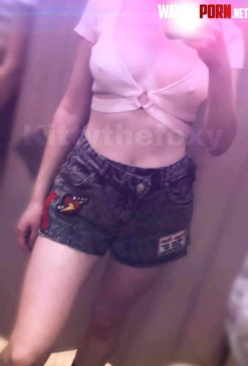 Love this outfit by kittythefoxy