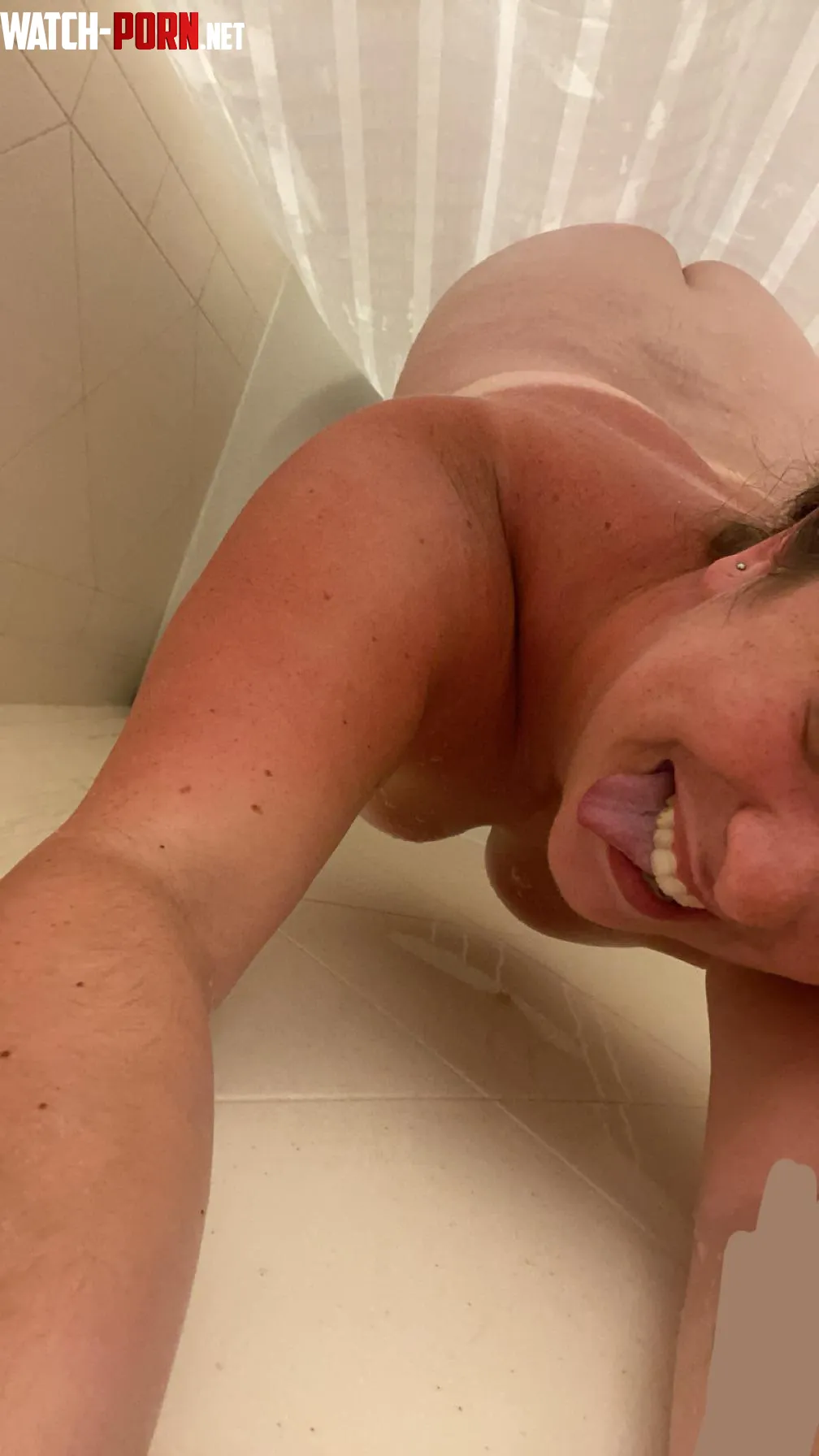 Hotels are too fununless you get stood up in one again  by snaccident33