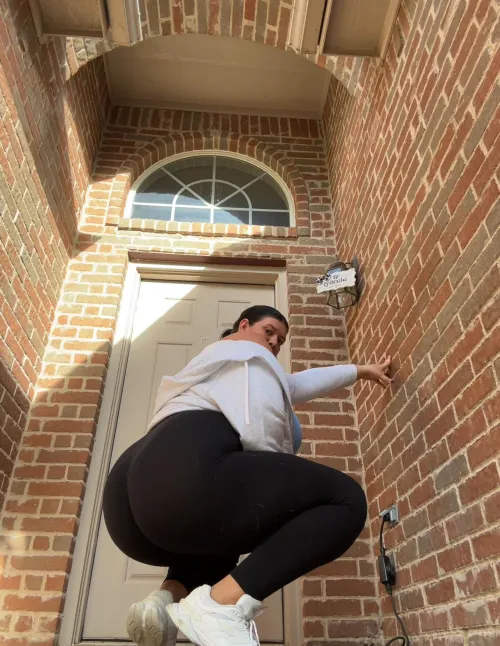 Thumbnail Bold Desires: Squatting Fantasies Unleashed | missxsinx