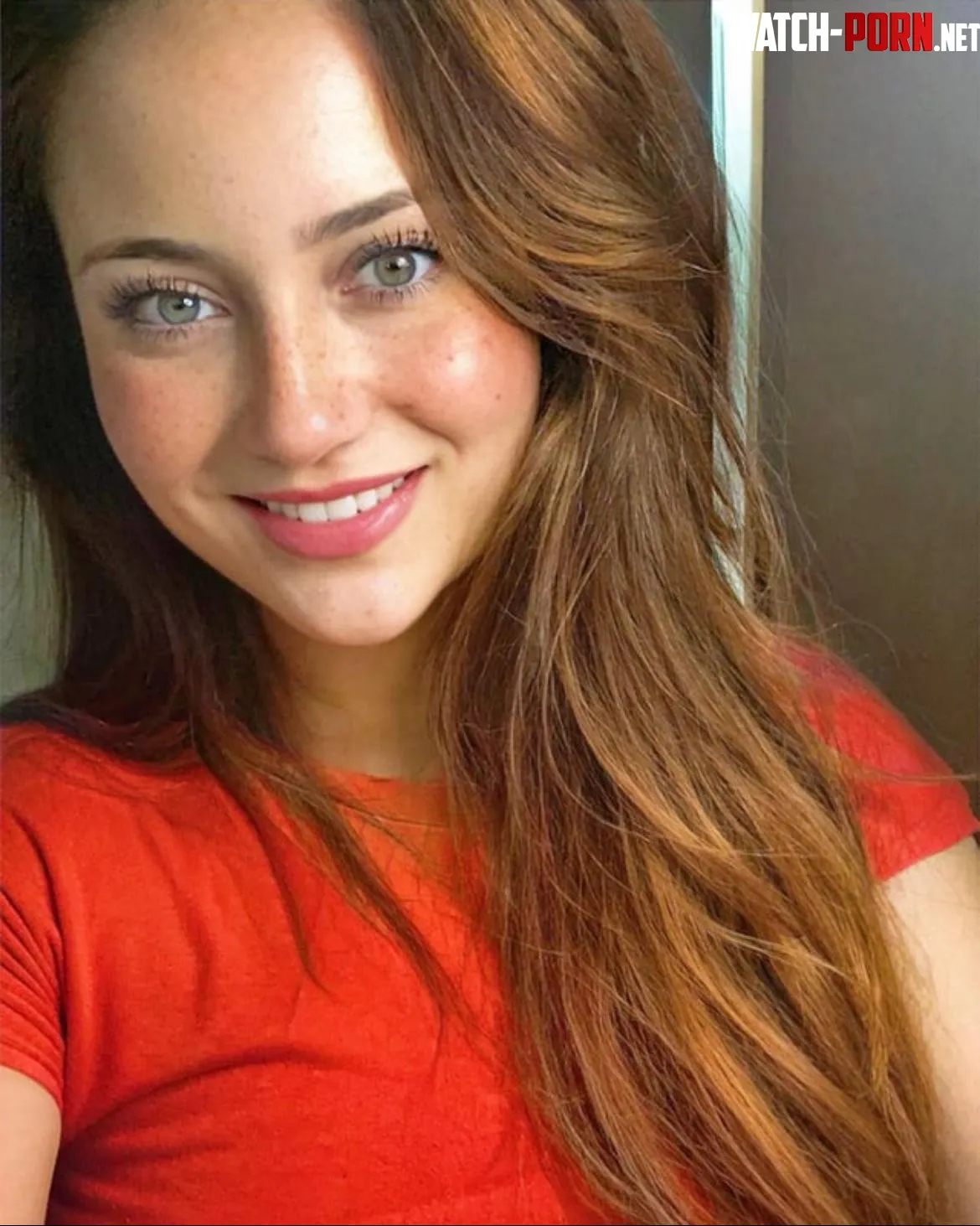 Simple smile by Puzzled_MJ