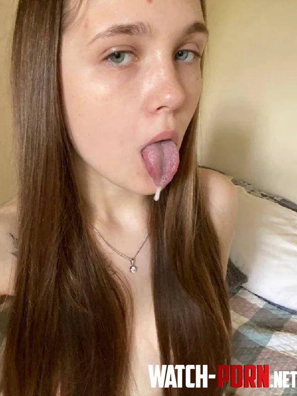 I dont have enough drool maybe your sperm would be better by yourelovelygirl