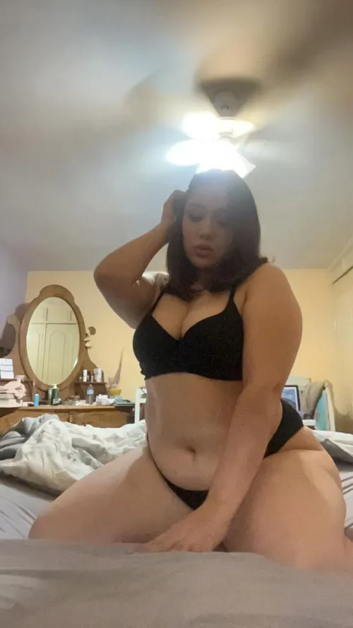 Thumbnail Discovering Fashion Charm - Jolem02's BBW Style Reveal