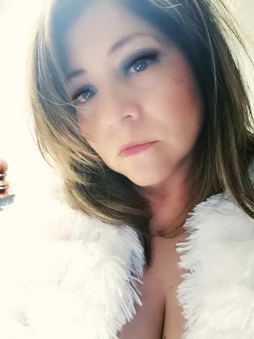 Thumbnail funmommyliz's Yearning: My Face Needs Your Cum, maturewoman