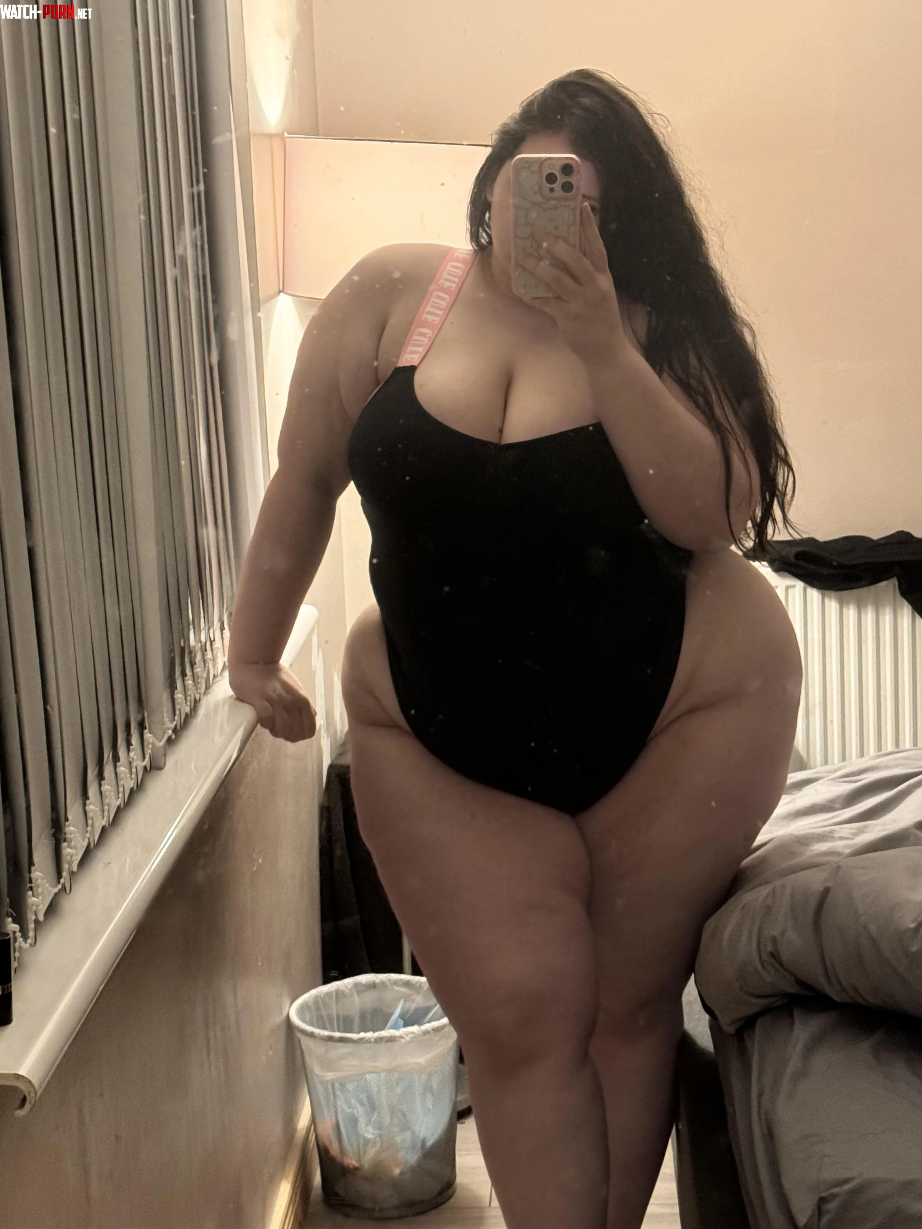 who knew one pieces would suit these big hips by xehilia