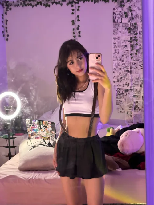 Thumbnail Family Approval: prettydhaliaa's Inquiry
