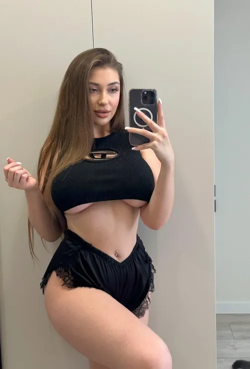 Thumbnail Feel Cute with My Underboob in This Crop Top - Witness the Cuteness