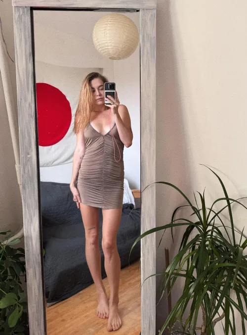 Thumbnail cc_princessxx's Sunday Outfit Mirror Selfie for the Cocktail Party