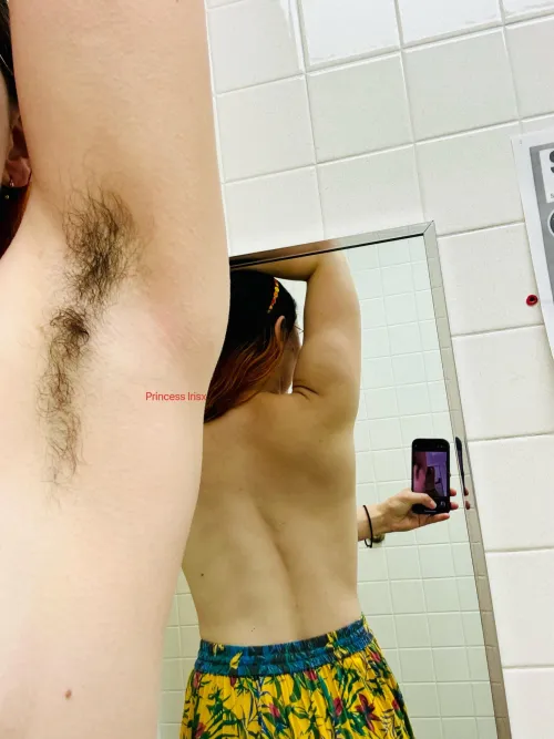 Thumbnail Hairy Delight: Work Bathroom Shot | song_of_solomon1