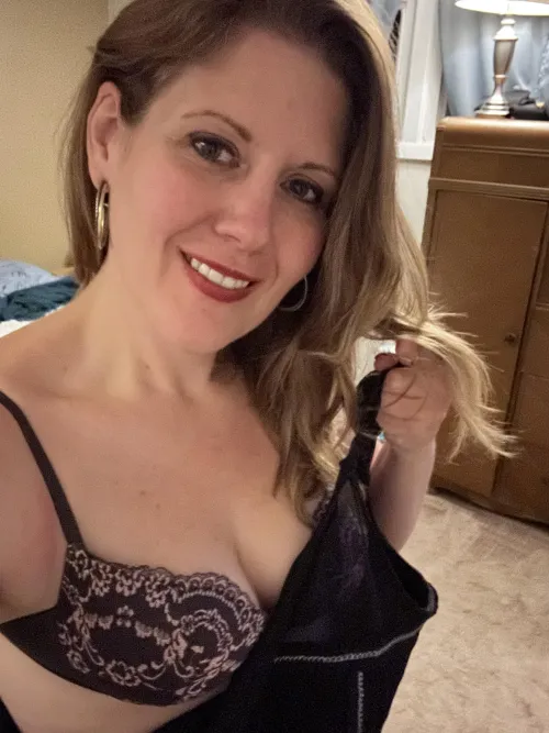 Thumbnail Putting on My Sunday Best for You by PenelopeAnn766 - A maturemilf Story