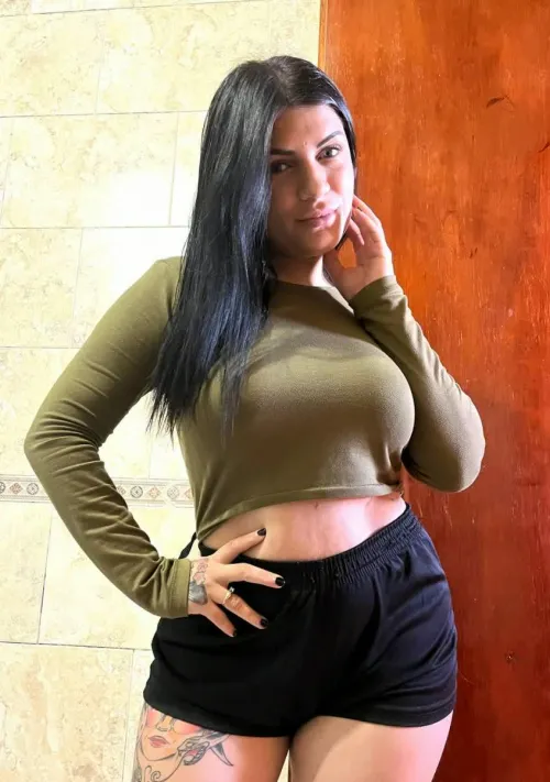 Thumbnail Adorably Loveable: Embrace This Croptop | yummymilkynuts