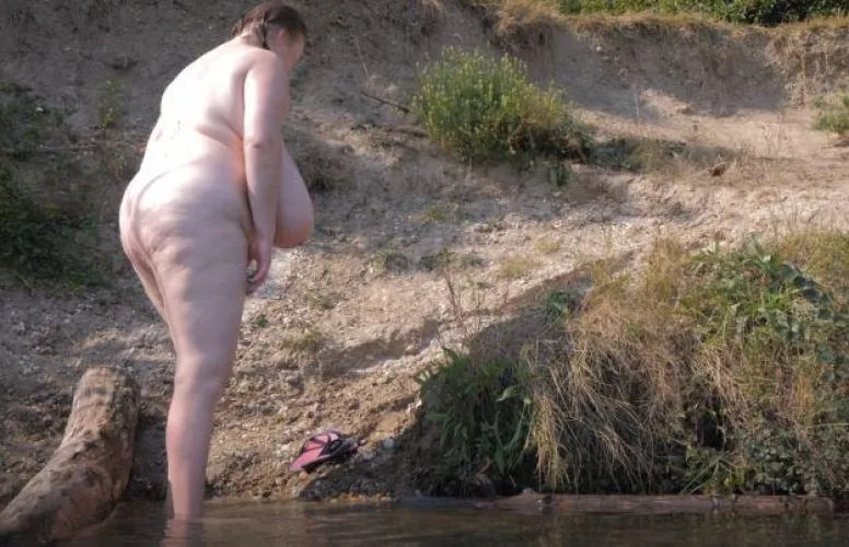 Thumbnail Refreshing Moments: BBW Nudist's Water Escape | lilydreamboobs