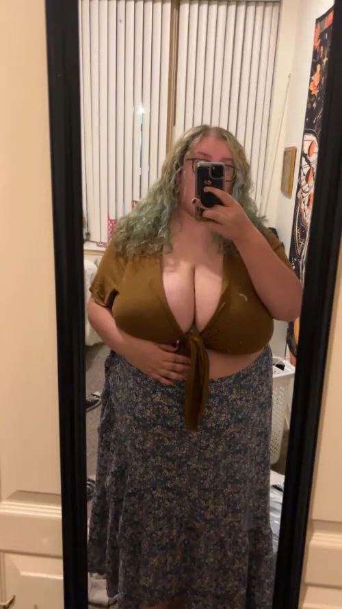 Thumbnail Center of Attention: BBW Beauties in the Limelight by thatonegirl_mkh