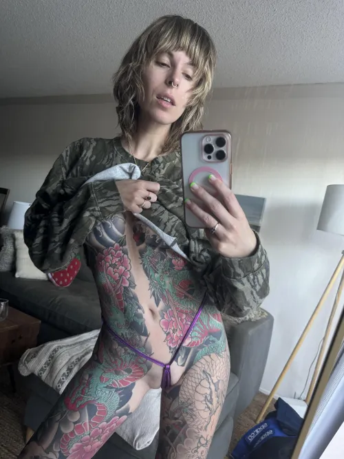 Thumbnail kuzagirl's Freshness in 'Just Cut My Hair Again' from Hotchickswithtattoos