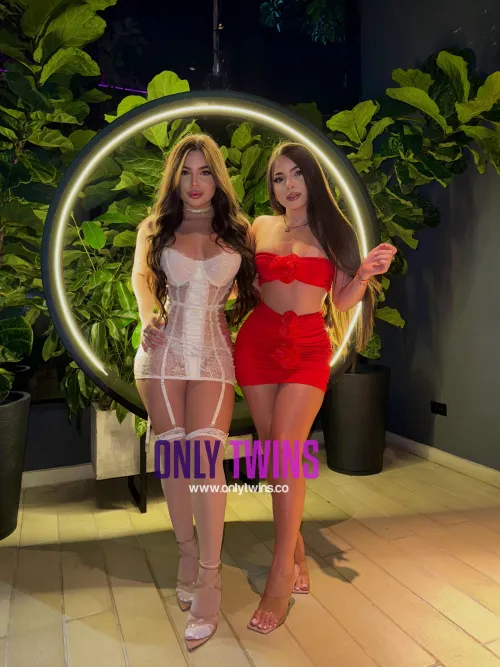 Thumbnail Onlytwins' Ultimate Choice Dilemma: Which Do You Choose?