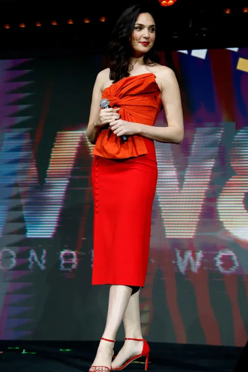 Thumbnail Gorgeous Gal Gadot: A Stunning Collection by Author Quionel for Gentleman Boners Enthusiasts
