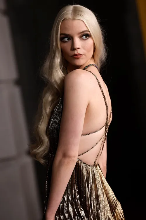 Thumbnail Anya Taylor Joy: A Vision of Elegance in Gentleman's Boners