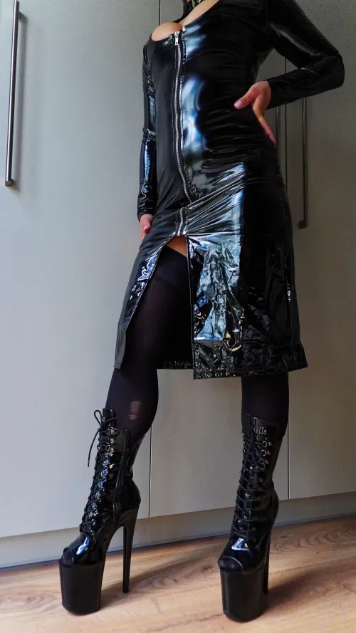 Thumbnail The Right Dress for Fine Dining: Elegant Picks in tightdresses by Sweetenfan