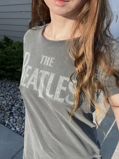 Thumbnail Enjoying the Morning Sun Braless by Elenore_Hoesevelt