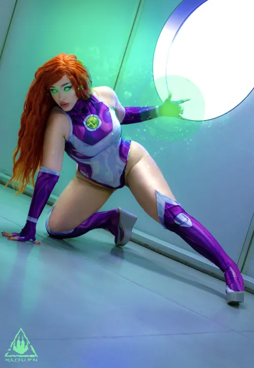 Thumbnail Approaching Earth as the Alien Princess Herselflt3 Starfire: Exotic Superhero Pornography