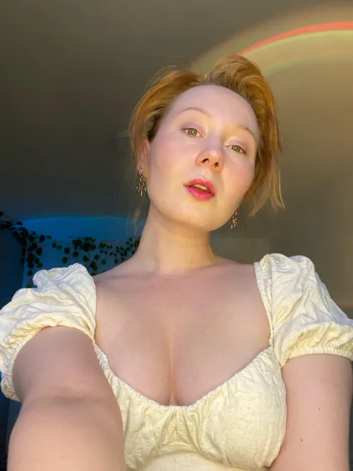 Thumbnail Adoring Linen Dresses: AlyssaAlisia's Braless Love
