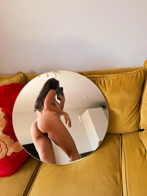 Thumbnail Unleashing Creativity: Insights from nomaggy in Nude_Selfie Category