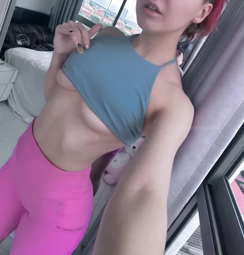 Thumbnail Before Training: A Guide by MargoKuzina in the Underboob Category