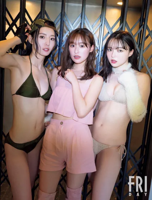 Thumbnail Miyaahara Kanon, Suzuki Miu, and Alisa Sakamaki in Gravure