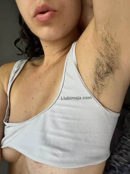 Thumbnail Liubimaja4u's Hairy Tale: Stubble or Full Growth Armpits Preference