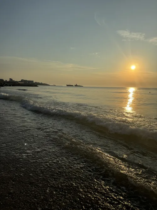 Thumbnail Perfect for Relaxing - Beach Bliss Awaits
