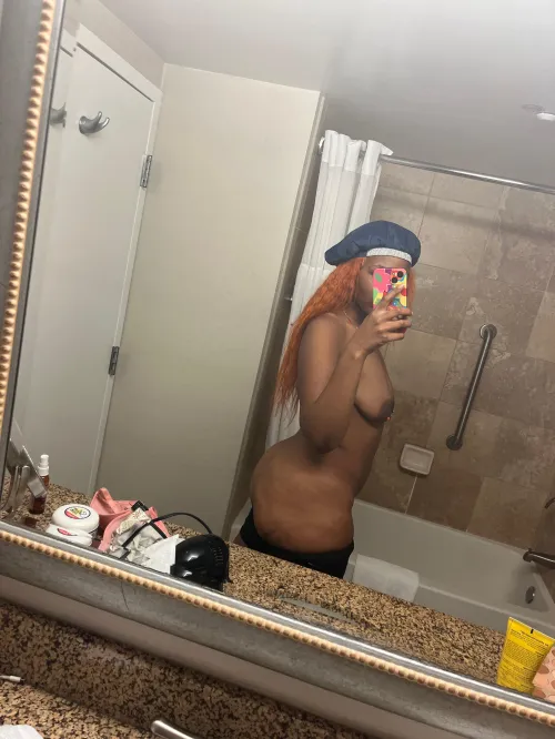 Thumbnail Love My Body: Wild_Stand_2733 Flaunts Confidence