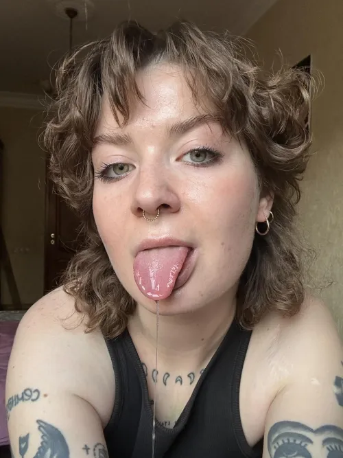 Thumbnail Embracing the Messiness in Spitfetish Play by feetyourlick