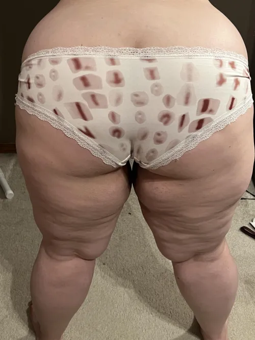 Thumbnail Momma's Cellulite by sassy_momma_m1lf | Slight Cellulite Category