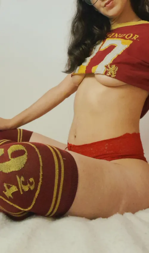 Thumbnail SweetBellaaa Ready to Cast Spells in Harry Potter Porn