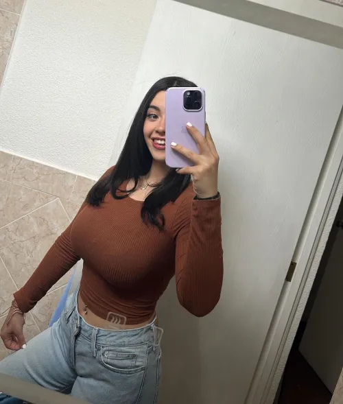 Thumbnail Busty in Brown: Discover the Charms of Anonymous123456_