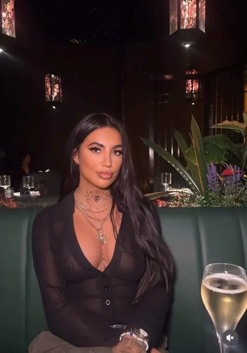 Thumbnail Fine Dining Outfit Inspiration for Your Most Stylish Evening